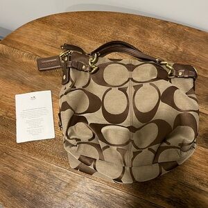 Coach Purse- Signature collection